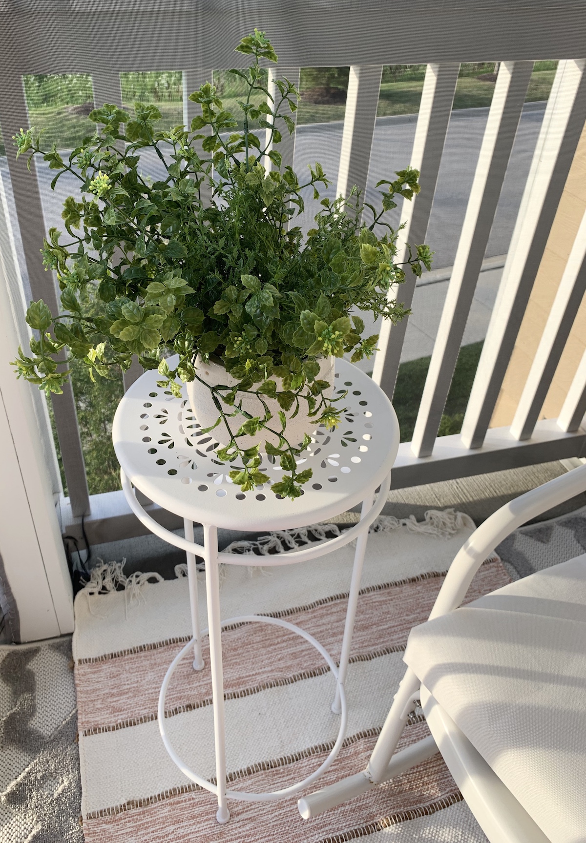 White Outdoor Metal Plant Stand